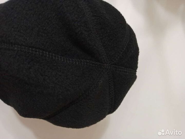 Флисовая шапка подшлемник черная