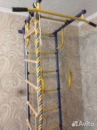 Детская шведская стенка/спортивный уголок