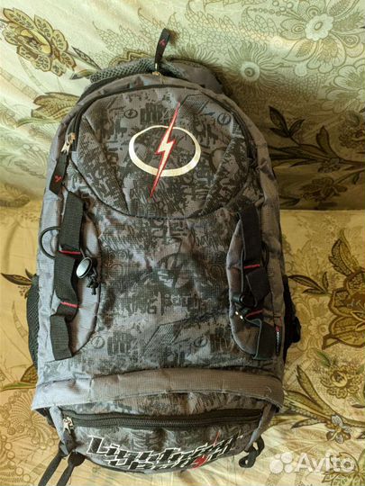 Рюкзак школьный для мальчика новый