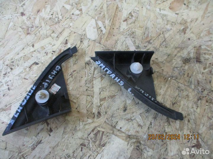 Внутренние накладки зеркал Джили Эмгранд EC7