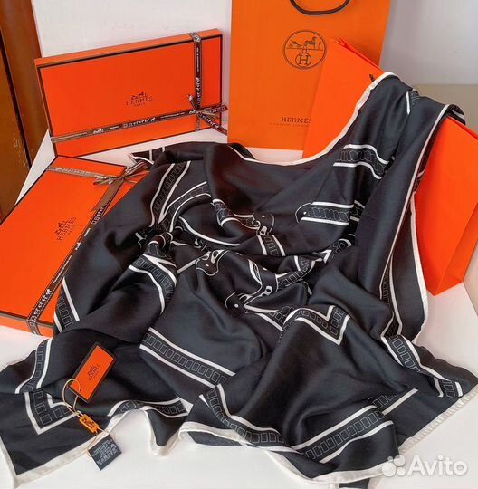 Кашемировая шаль Hermes черная