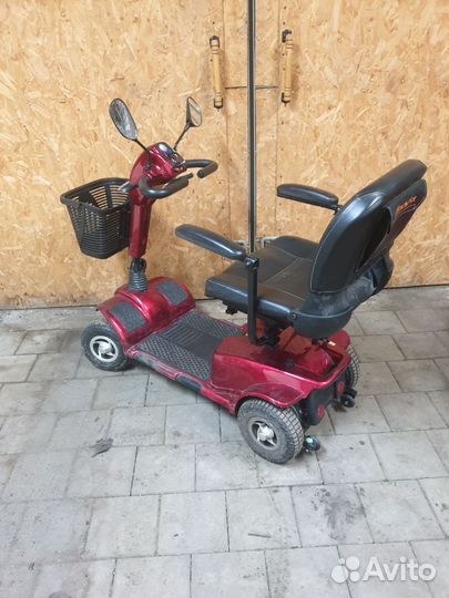 Электро-скутер. Для пожилых людей