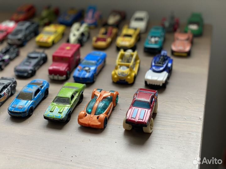 Машинки хот вилс hot wheels