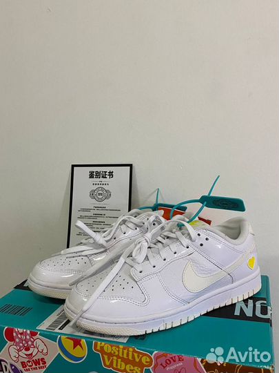 Nike Dunk Low “Valentines Day”