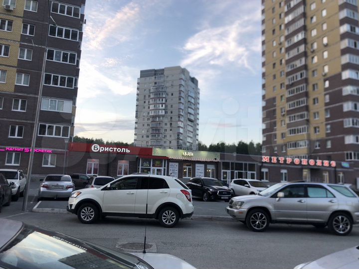 1-к. квартира, 42 м², 15/17 эт.