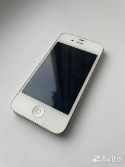 iPhone 4S, 16 ГБ