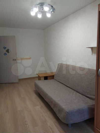 2-к. квартира, 42 м², 3/4 эт.