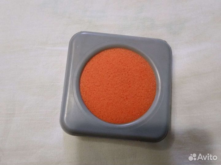 Подушка для увлажнения пальцев