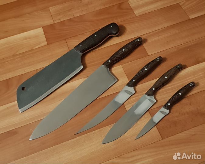 Набор ножей в подставке