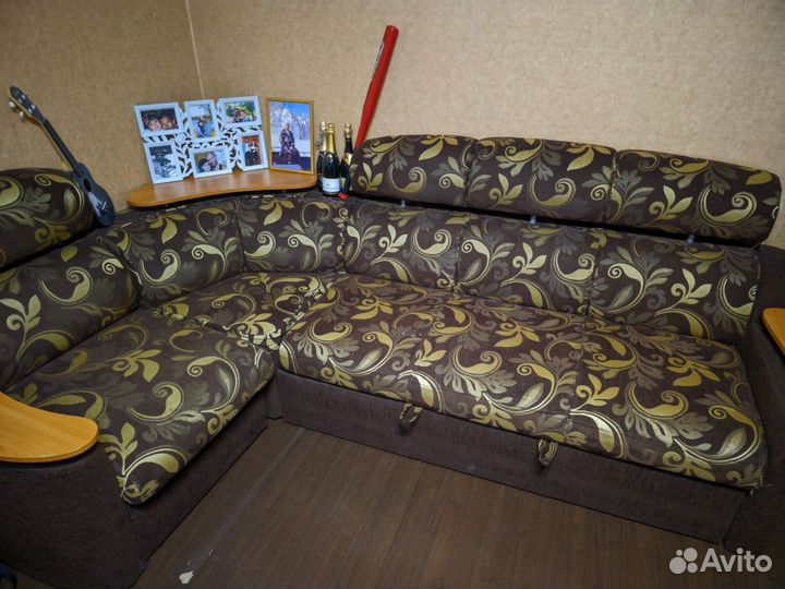 Угловой диван бу