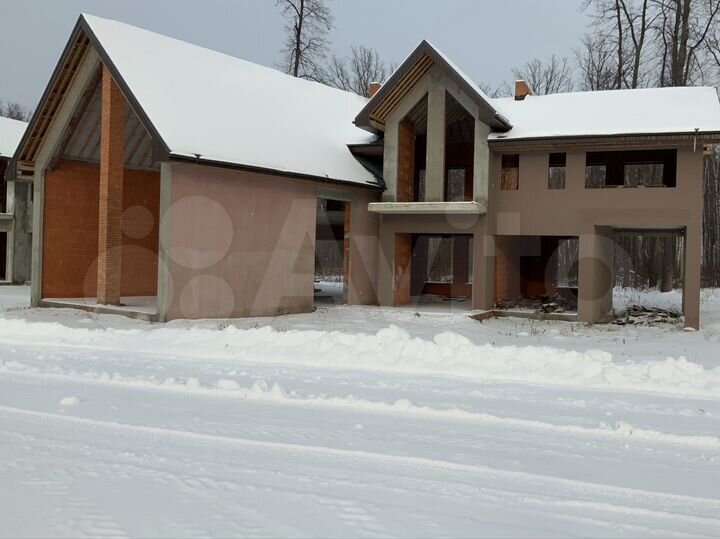 Дом 320 м² на участке 20 сот.