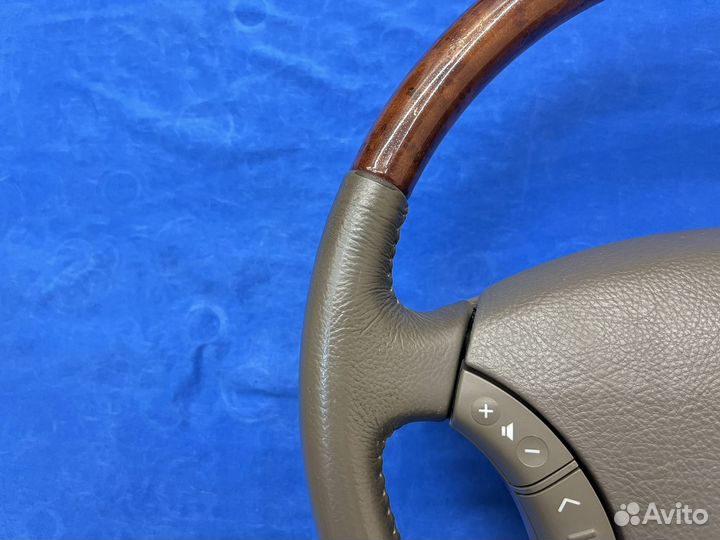 Руль с косточкой под дерево Toyota Camry 35
