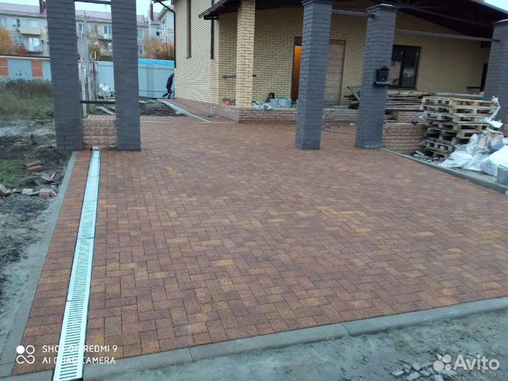 Укладка тротуарной плитки