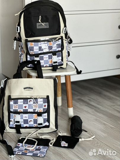Рюкзак школьный ранец 4 в 1 новый