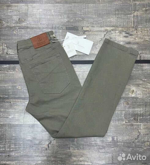 Мужские джинсы для активных людей