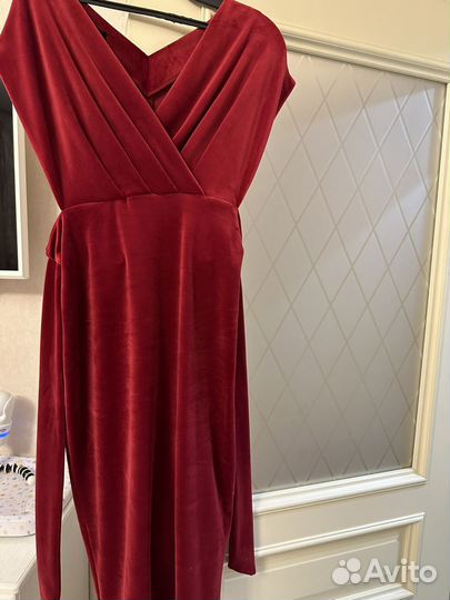 Вечернее платье