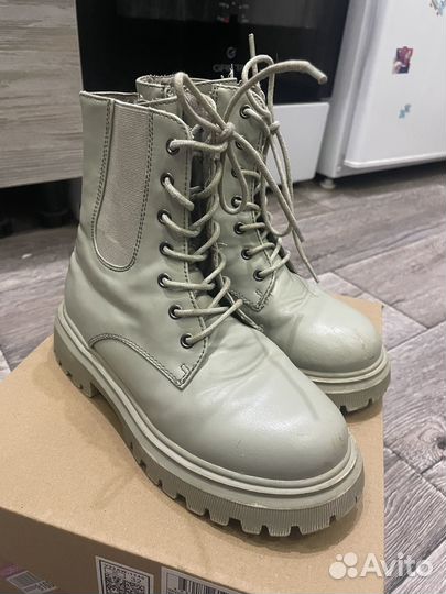 Ботинки осенние