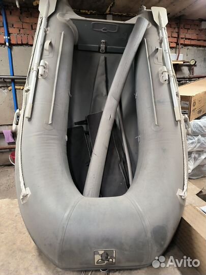 Лодка пвх Gladiator 300 AL слани