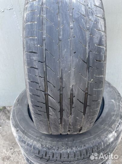 Toyo NanoEnergy 3 215/60 R16