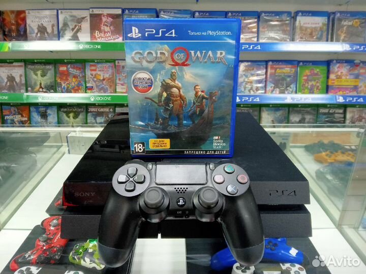 Sony PlayStation 4 + God of War 2018