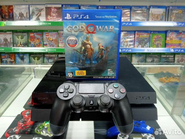 Sony PlayStation 4 + God of War 2018