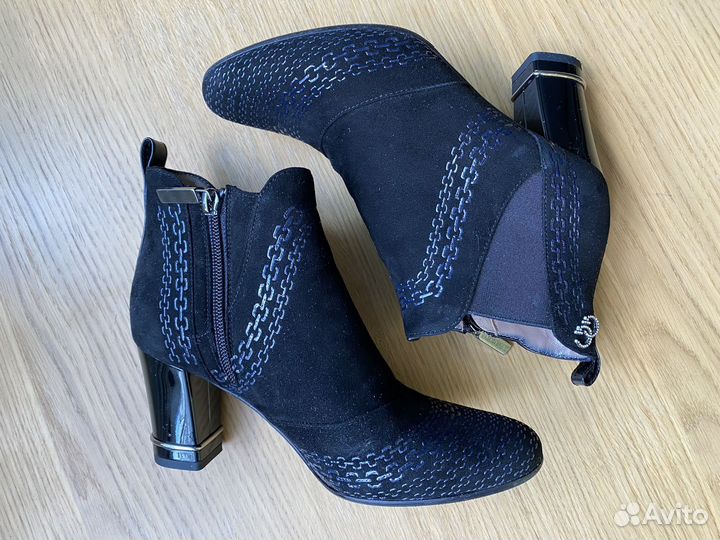 Ботильоны, Италия, 36 р. Натуральная замша