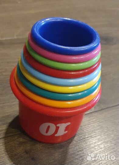 Развивающие игрушки и книги