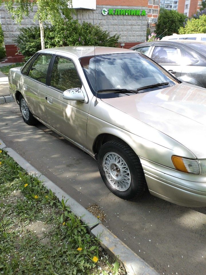 Ford Taurus: фото владельца
