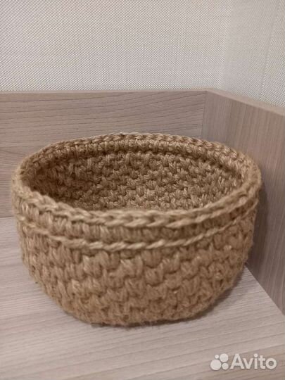 Корзинка из джута