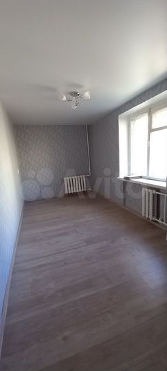 Комната 14 м² в 2-к., 3/5 эт.