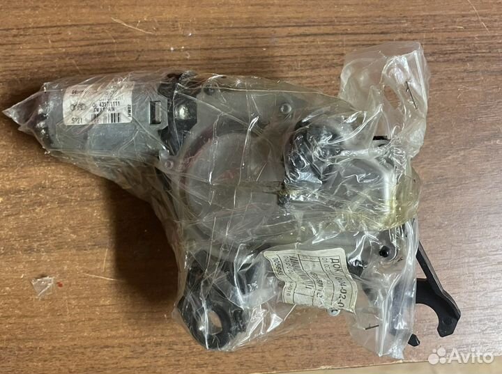 Моторчик заднего стеклоочистителя Audi A4 B8/A6C6