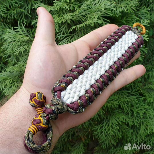 Браслет из паракорда 