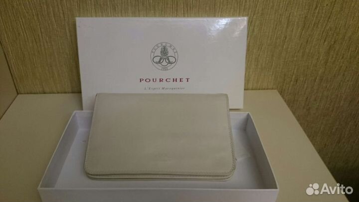Элегантный клатч Pourchet