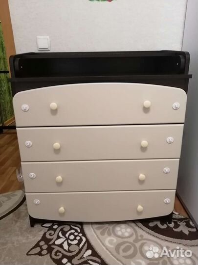 Комод с пеленальным столиком