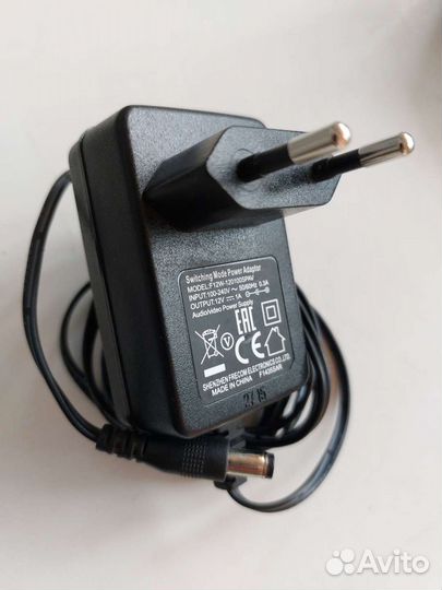 Блок питания адаптер 12v (2А, 1,5А, 1А)