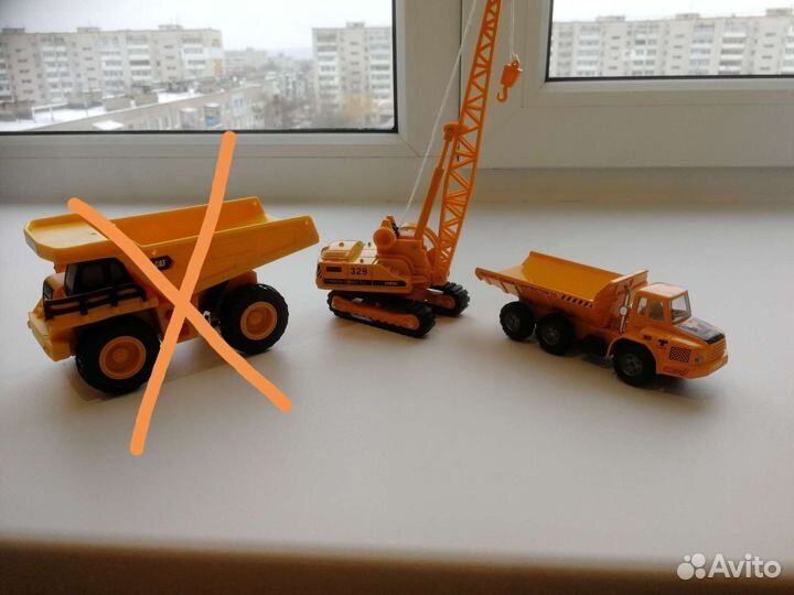 Модель автомобиля металл