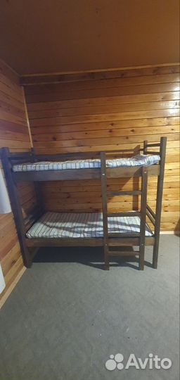 Двухъярусная кровать