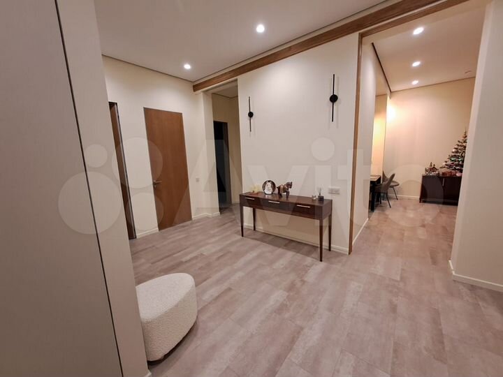 3-к. квартира, 150 м², 1/4 эт.