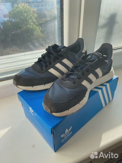 Кроссовки adidas