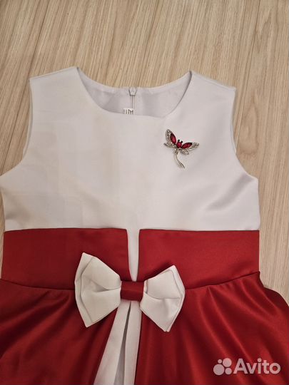 Платье для девочки новое