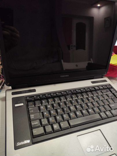 Ноутбук Toshiba, на запчасти, в рабочем состоянии