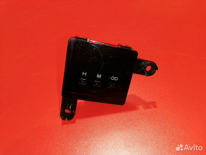 Часы Toyota Hilux Surf VZN130G 3VZ-E 1991