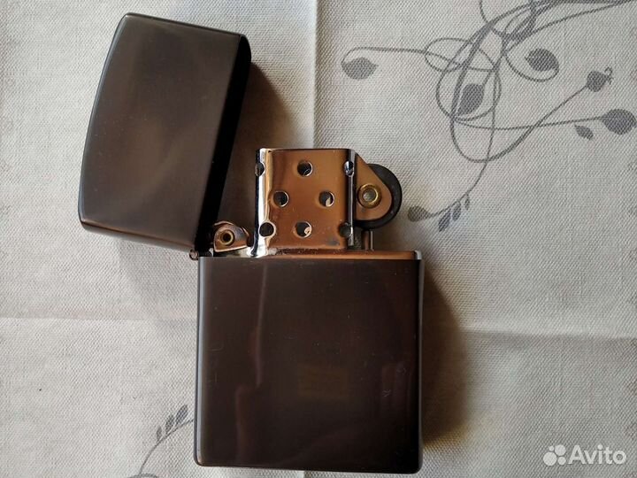 Зажигалка бензиновая типа Zippo