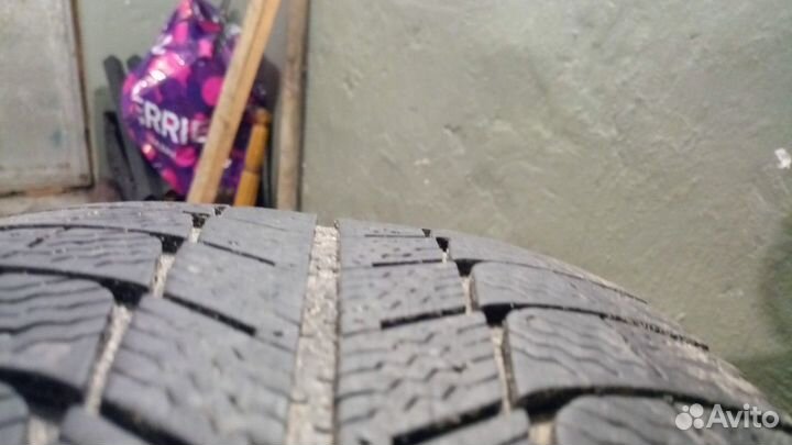 Michelin Agilis 215/60 R17