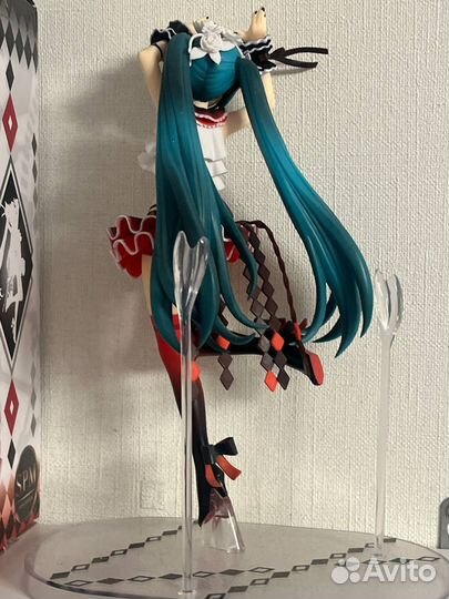 Аниме фигурка