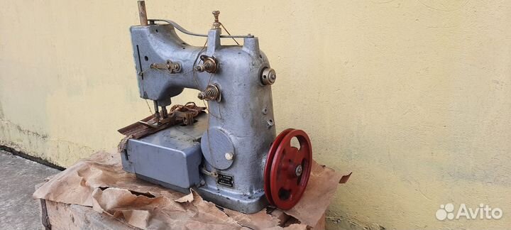 Швейная машинка промышленая 38 А