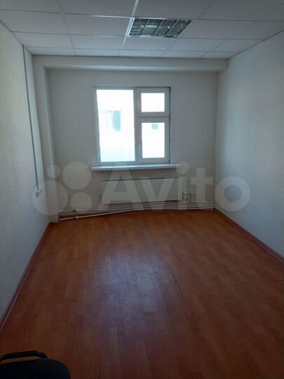 Офисные помещения 17 и 26м² Производственное 216м2