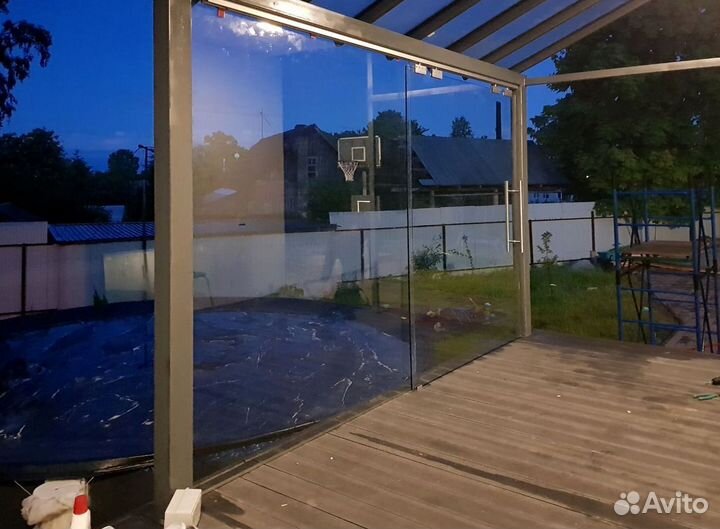 Ограждение для балконов, террас, веранд из стекла