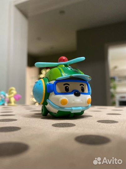 Хэлли из Поли Робокар