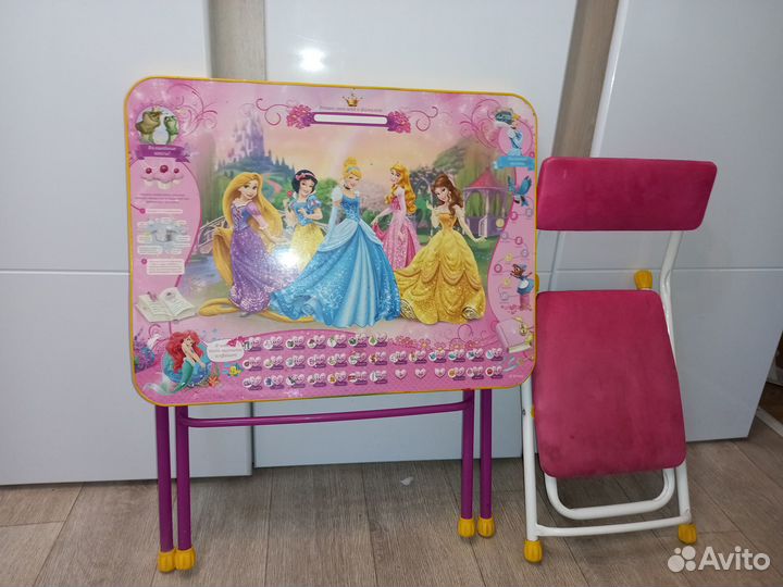 Детский стол и стул